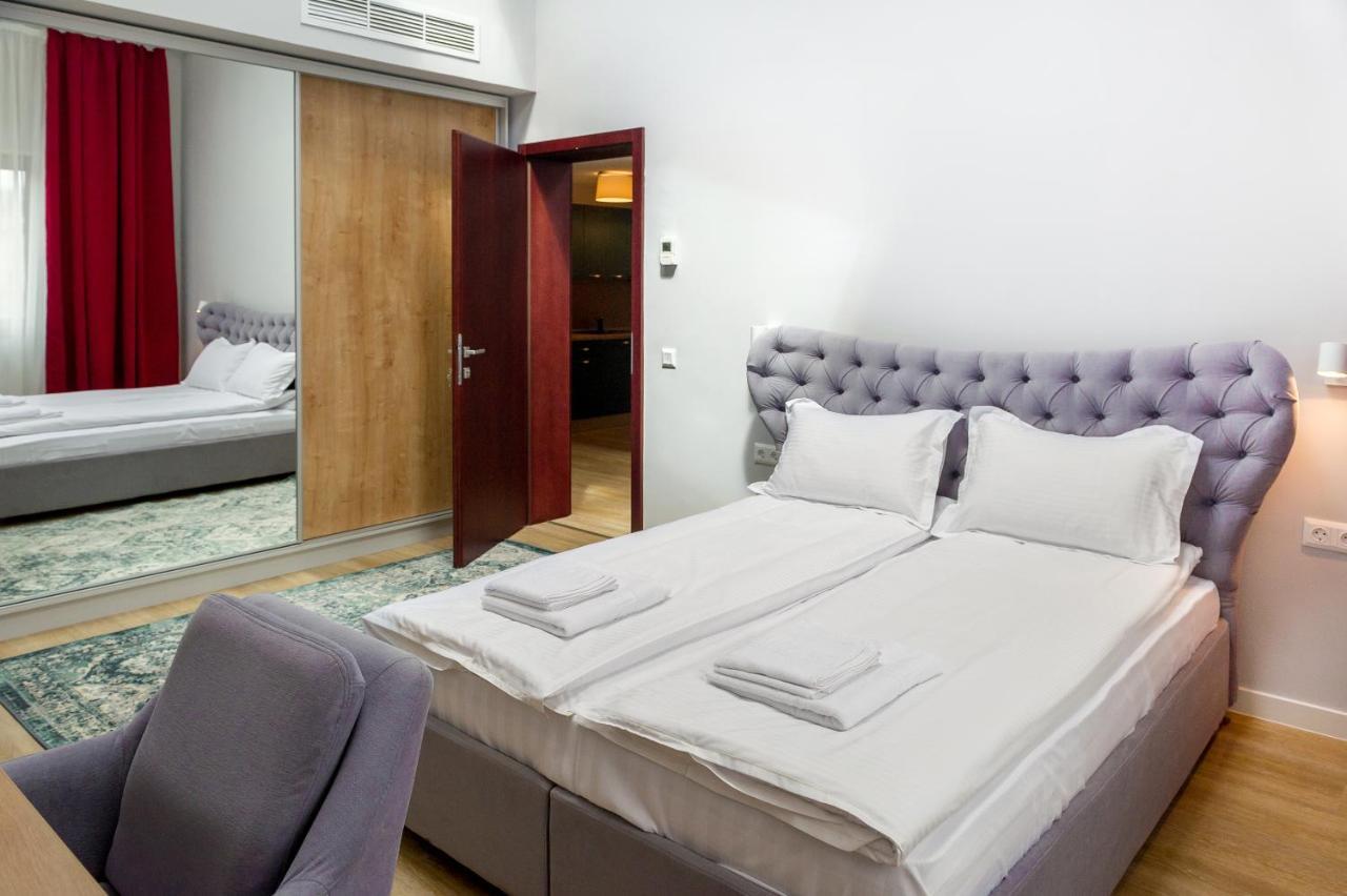 H11 Downtown Apartments เตอร์กู-มูเรช ภายนอก รูปภาพ